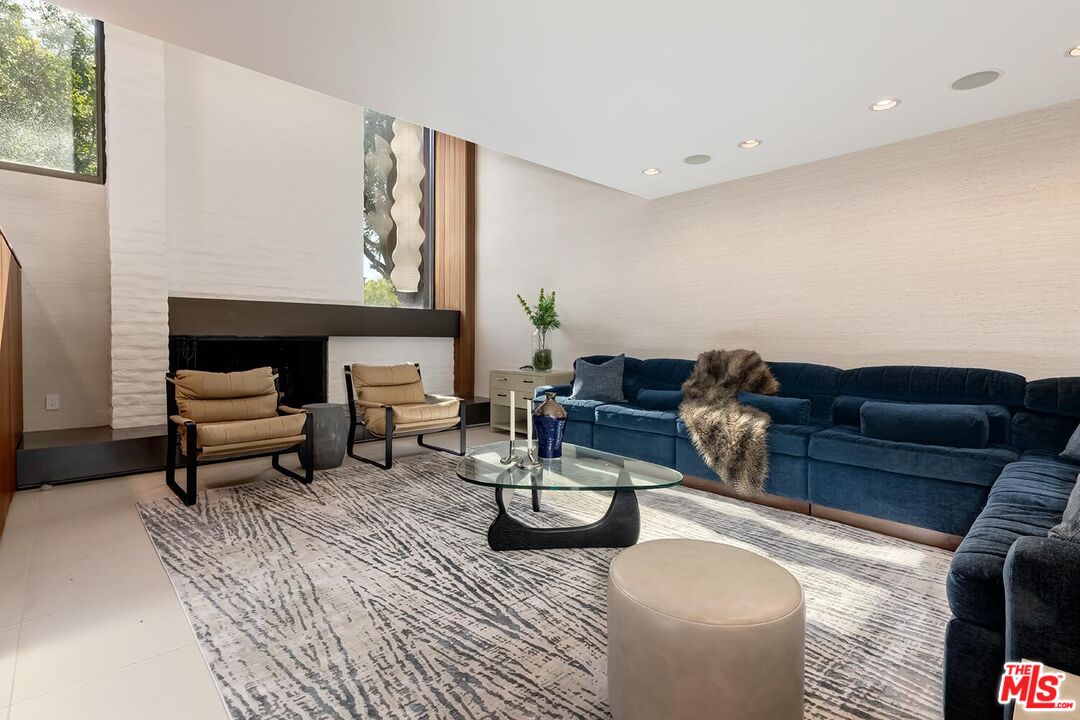 604 North Alpine Drive Beverly Hills, CA 90210 - Photo 7 of 29