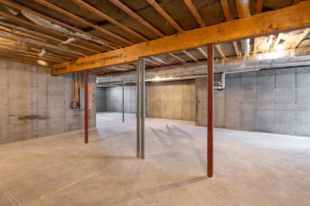 23 Winding Brook Drive Stratham, NH 03885 - Photo 31 of 46