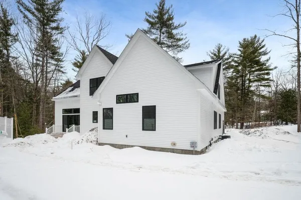 $1,595,000 | 23 Winding Brook Drive, Stratham, NH 03885