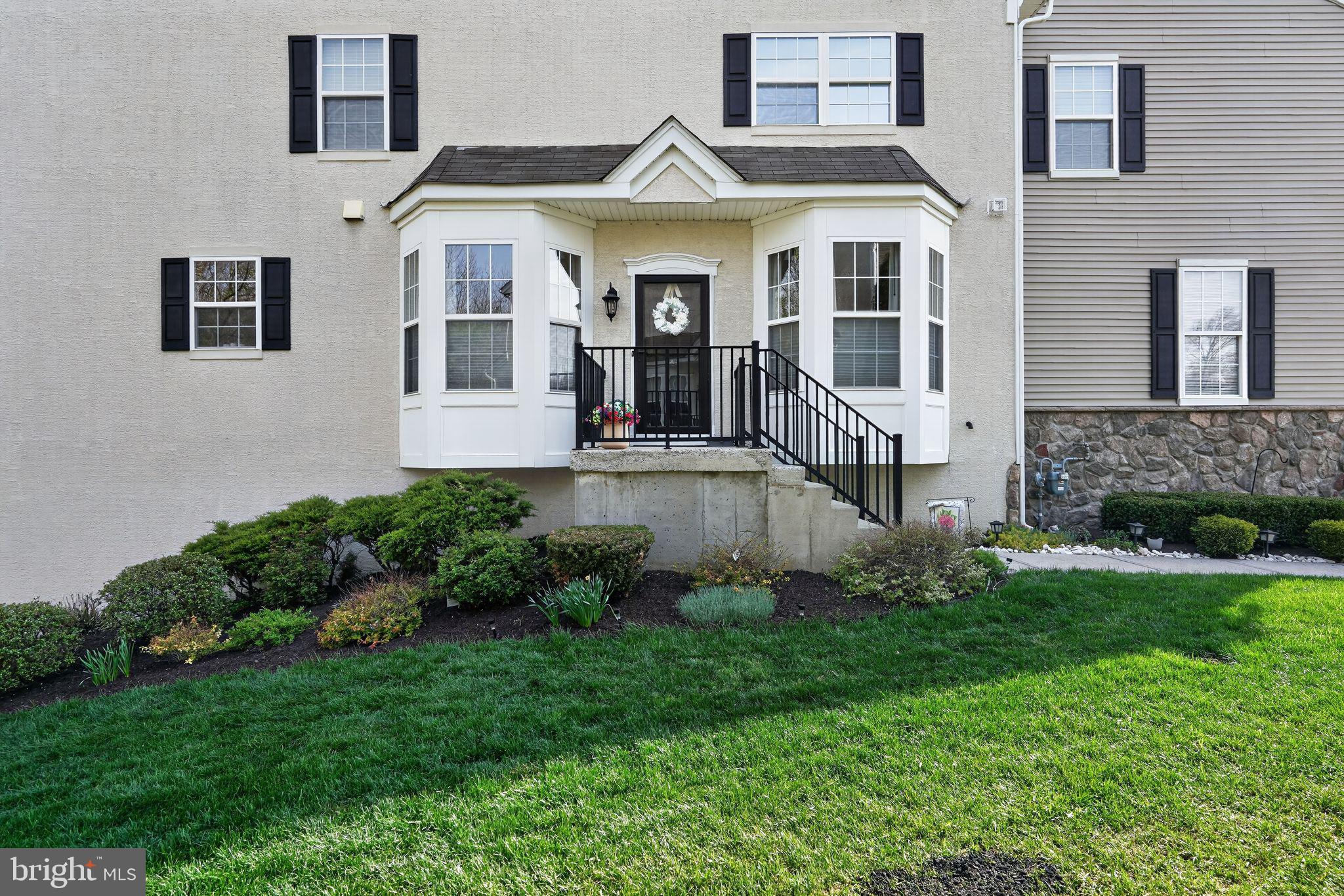 17 Welsford Way Westampton, NJ 08060 - Photo 4 of 41 a front view of a house with a yard
