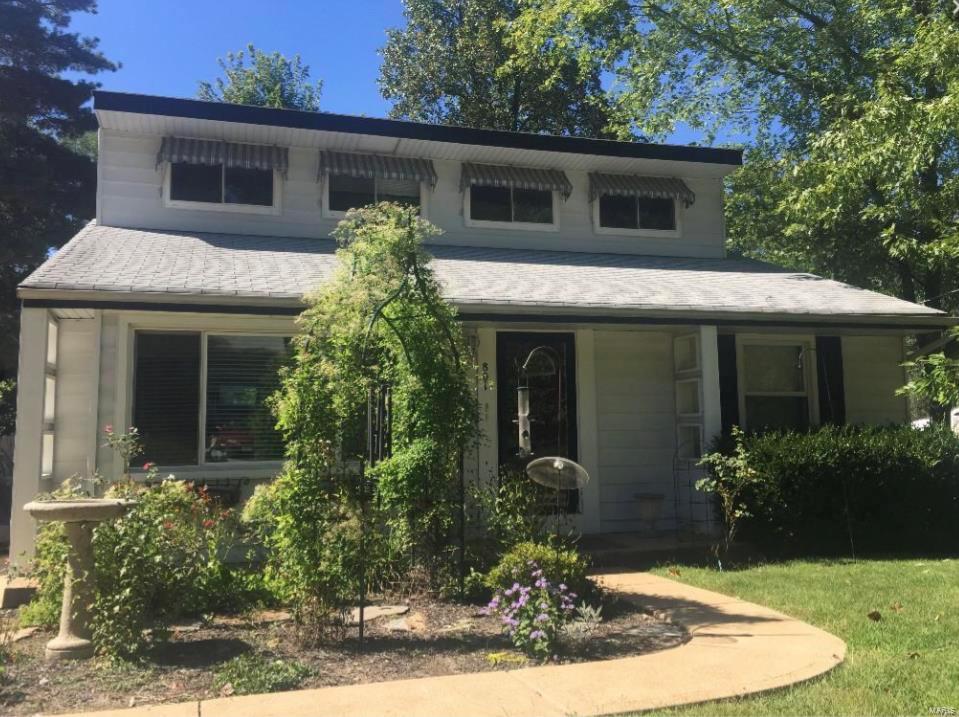 801 Edgar Road Webster Groves, MO 63119 - Photo 1 of 49 Gallery Image 1