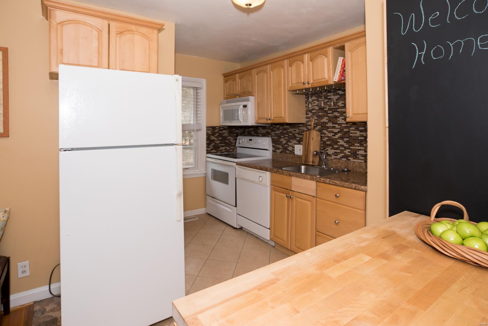 801 Edgar Road Webster Groves, MO 63119 - Photo 11 of 49 Gallery Image 11
