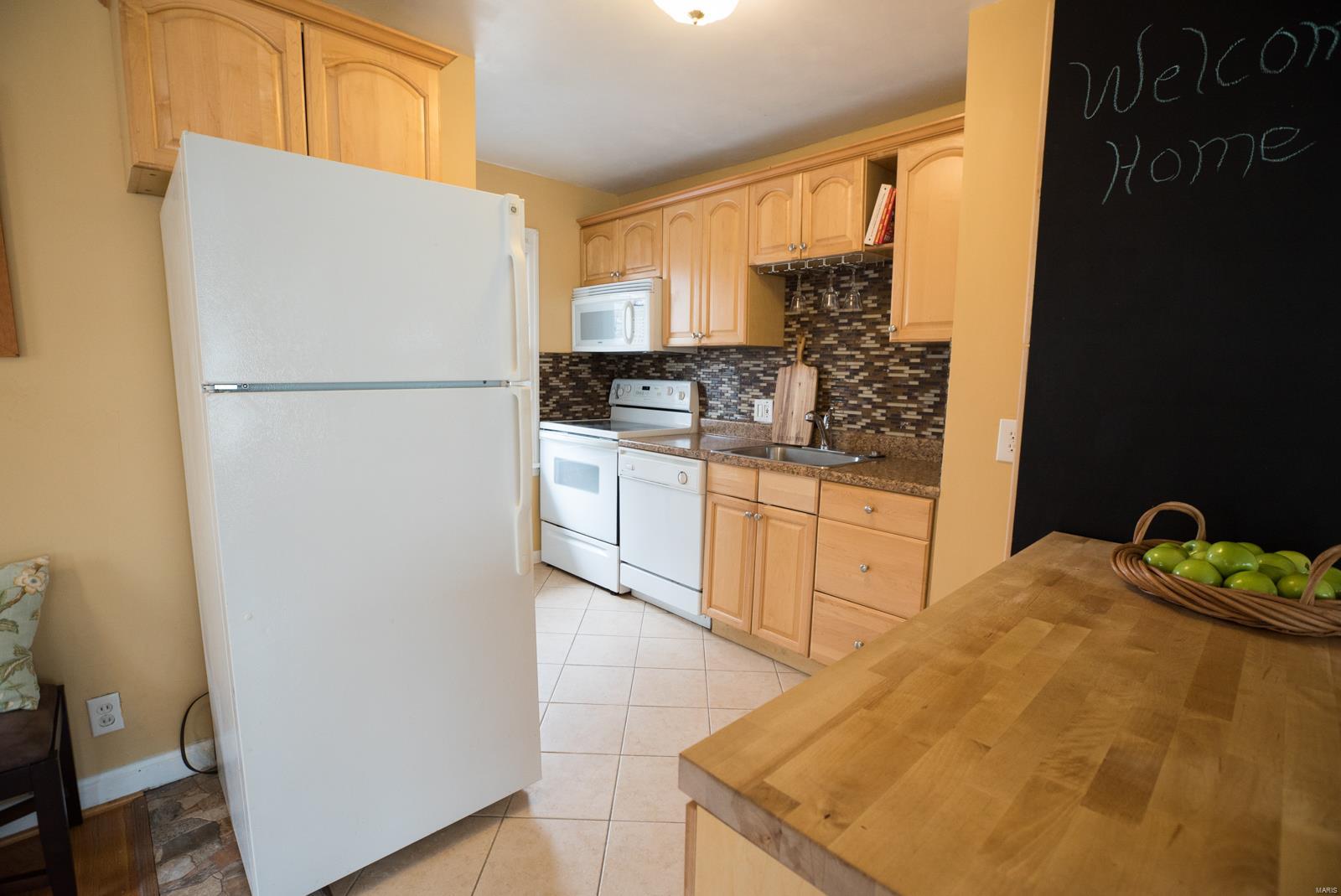 801 Edgar Road Webster Groves, MO 63119 - Photo 13 of 49 Gallery Image 13