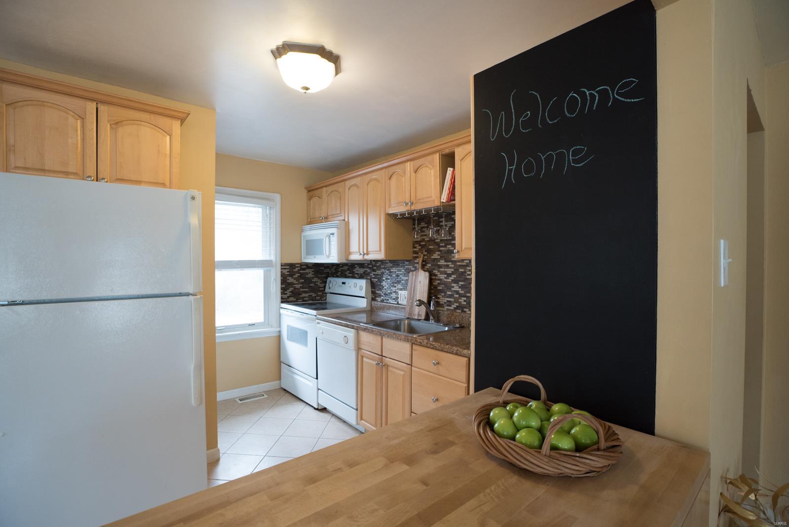 801 Edgar Road Webster Groves, MO 63119 - Photo 14 of 49 Gallery Image 14