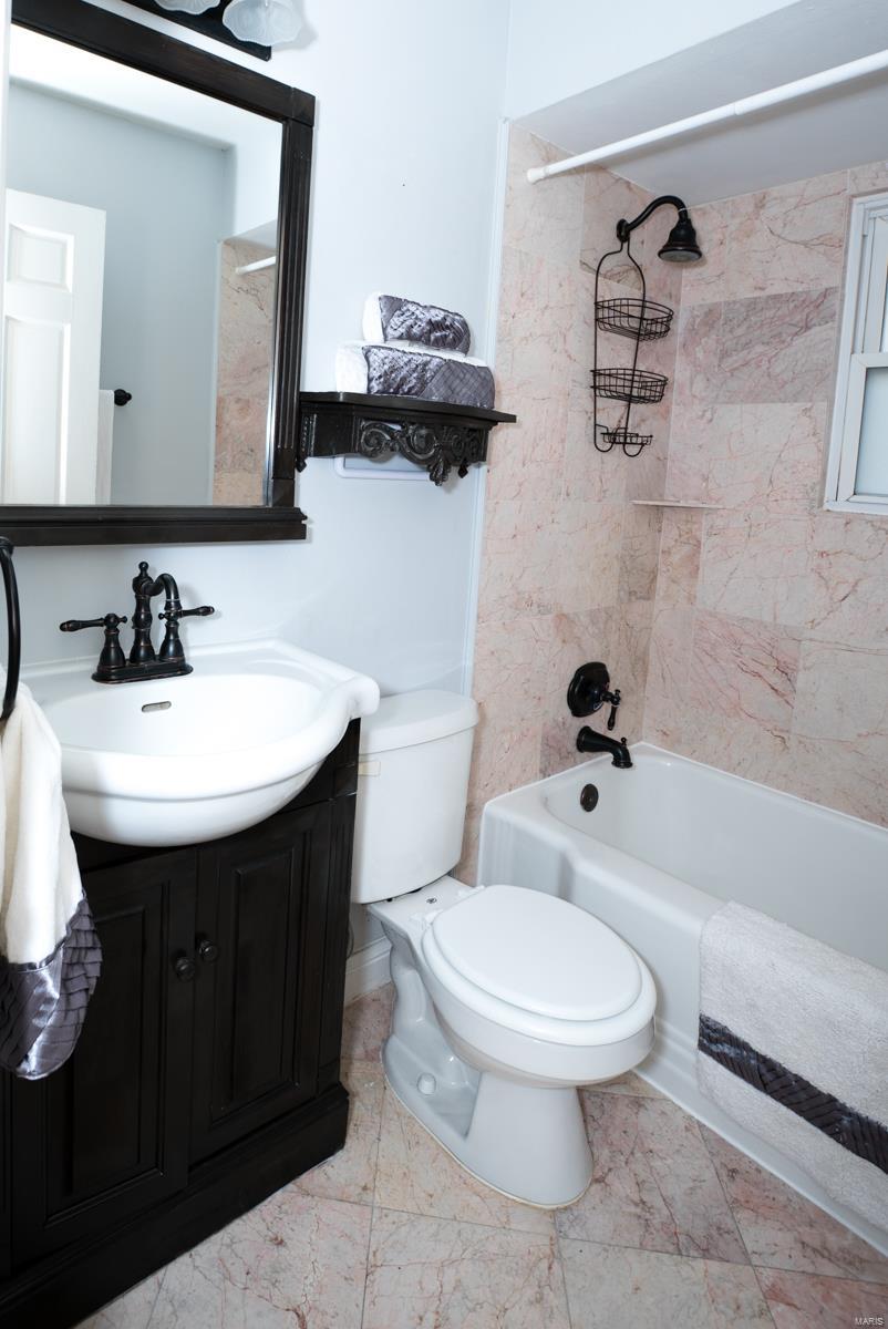 801 Edgar Road Webster Groves, MO 63119 - Photo 30 of 49 Gallery Image 30