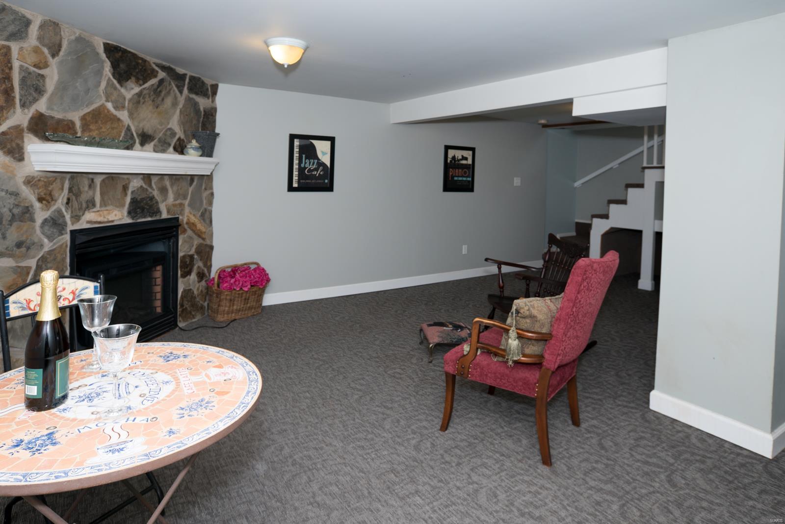 801 Edgar Road Webster Groves, MO 63119 - Photo 33 of 49 Gallery Image 33