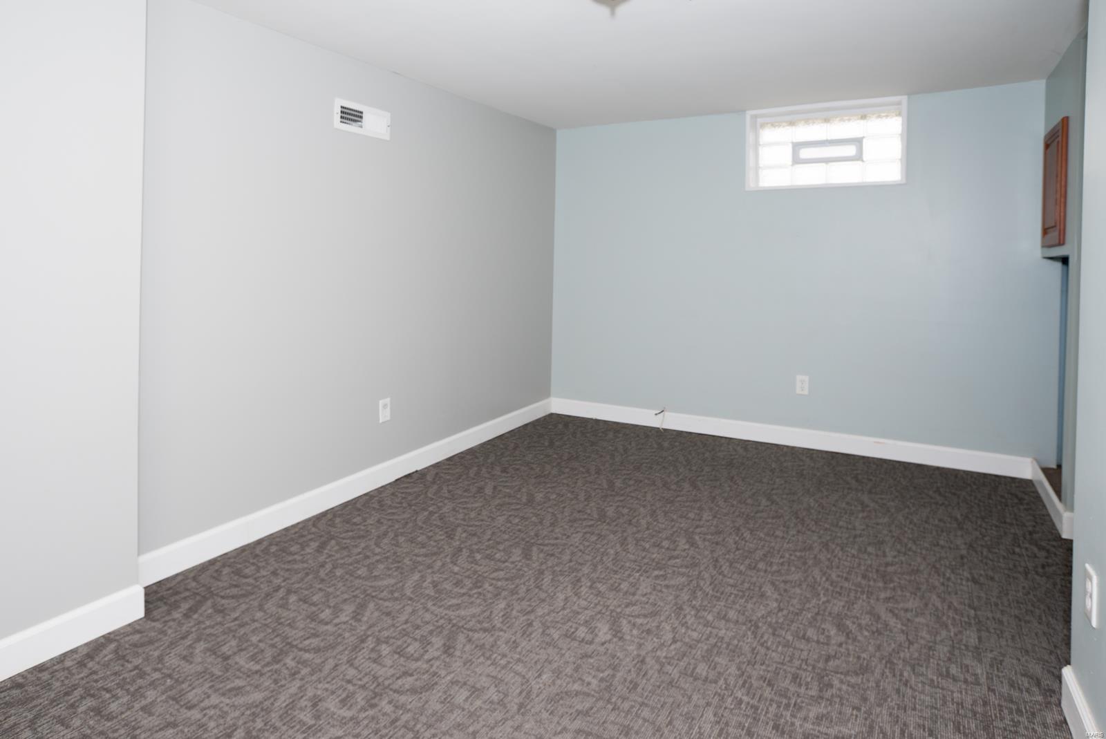 801 Edgar Road Webster Groves, MO 63119 - Photo 35 of 49 Gallery Image 35
