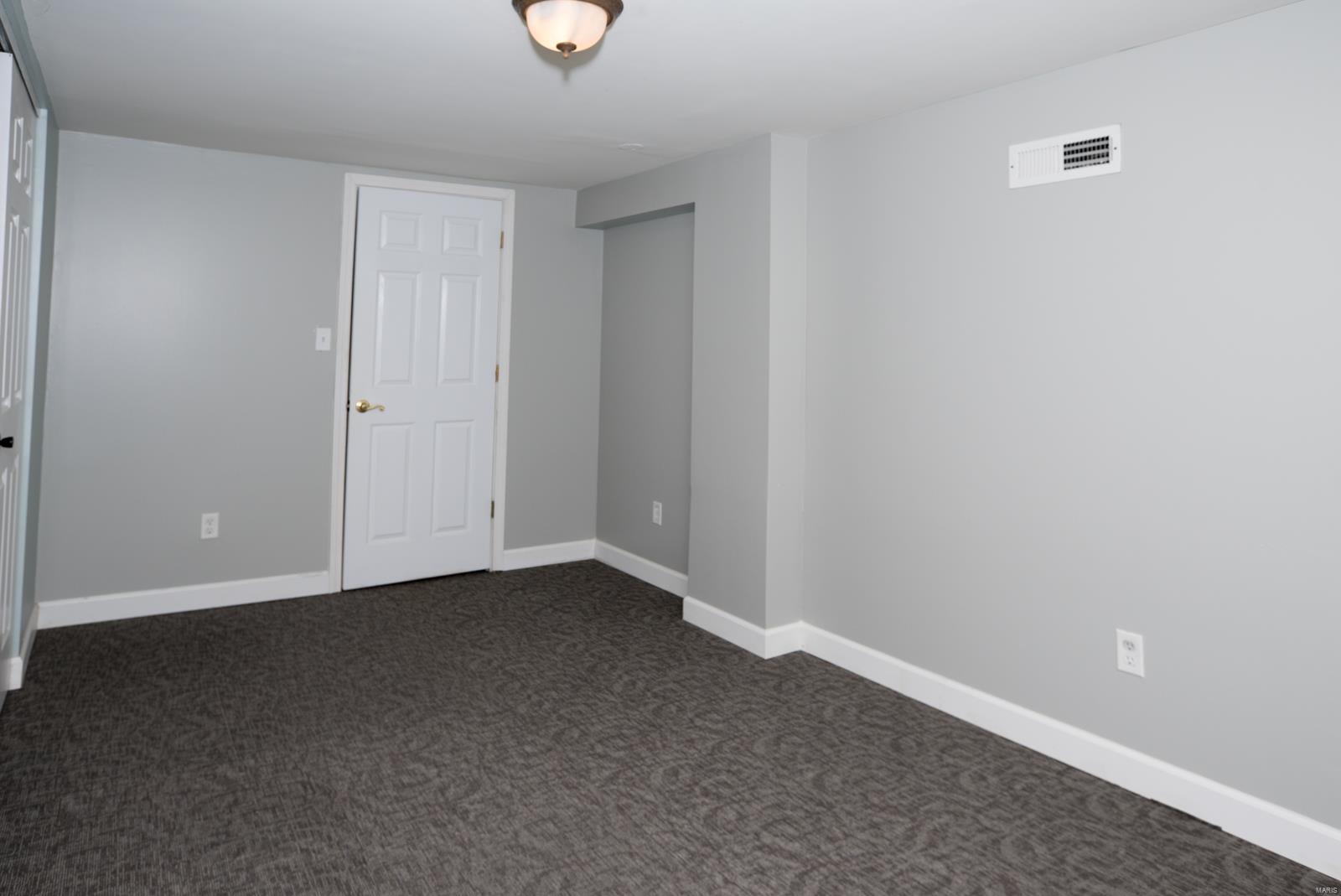 801 Edgar Road Webster Groves, MO 63119 - Photo 36 of 49 Gallery Image 36