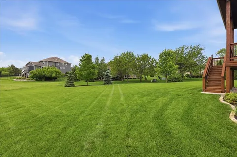 $750,000 | 2927 West 155th Terrace, Overland Park, KS 66224