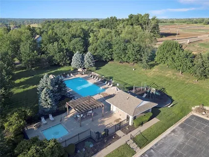 $750,000 | 2927 West 155th Terrace, Overland Park, KS 66224