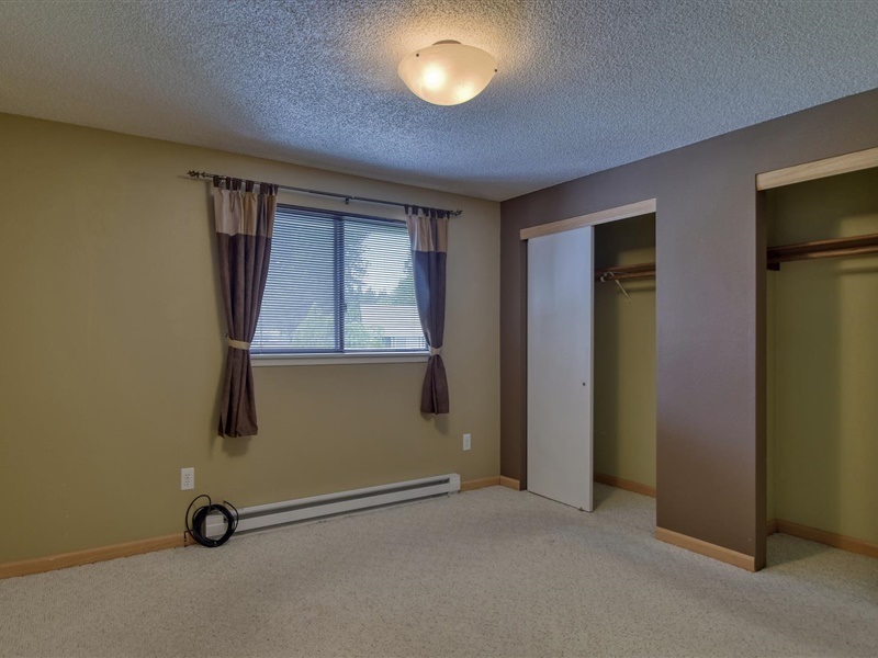 3915 East Zeus Road Mead, WA 99021 - Photo 11 of 37 Gallery Image 11