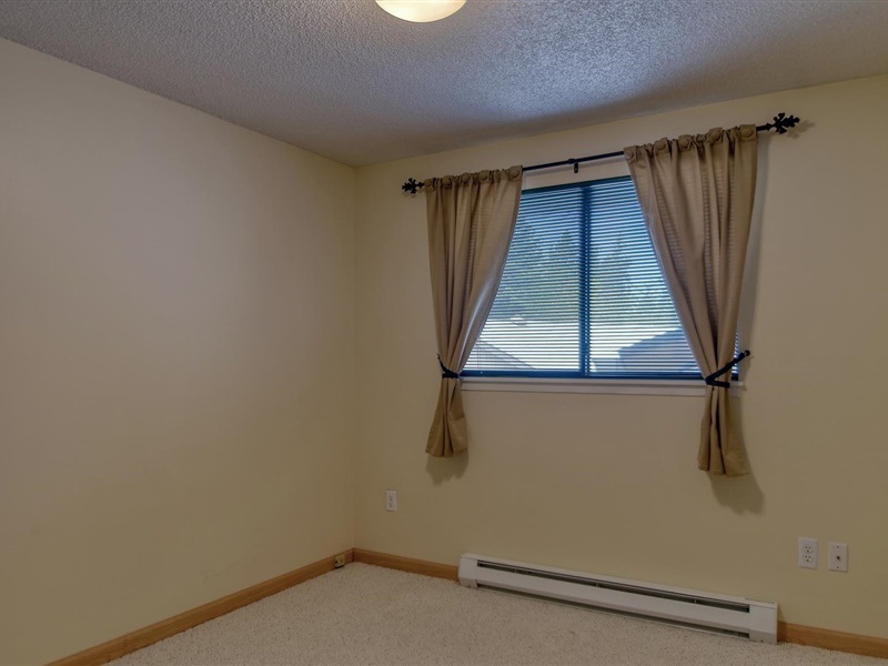 3915 East Zeus Road Mead, WA 99021 - Photo 12 of 37 Gallery Image 12