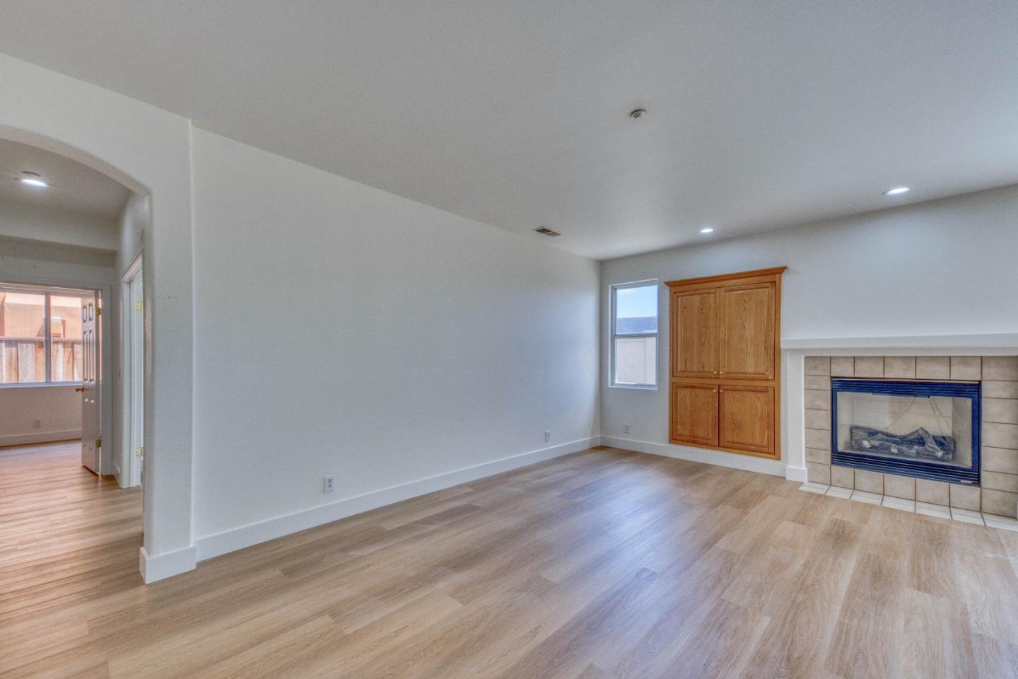 470 Cascade Way Salinas, CA 93906 - Photo 7 of 19
