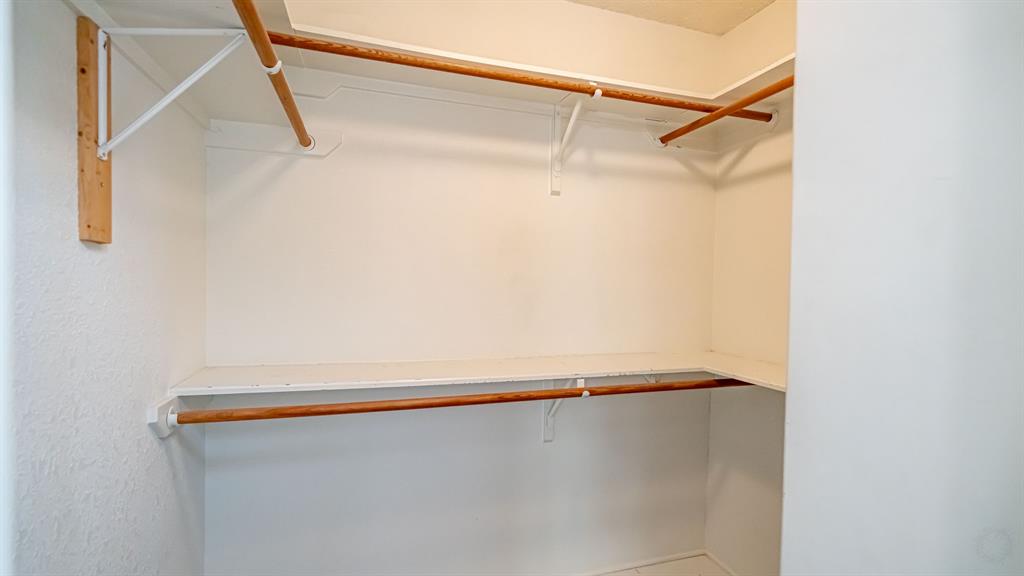 4018 View Point Drive Granbury, TX 76048 - Photo 33 of 38 Closet