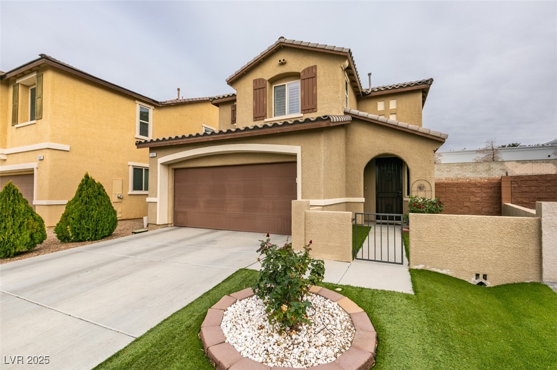 230 Sweet Spot Street Henderson, NV 89074 - Photo 2 of 38