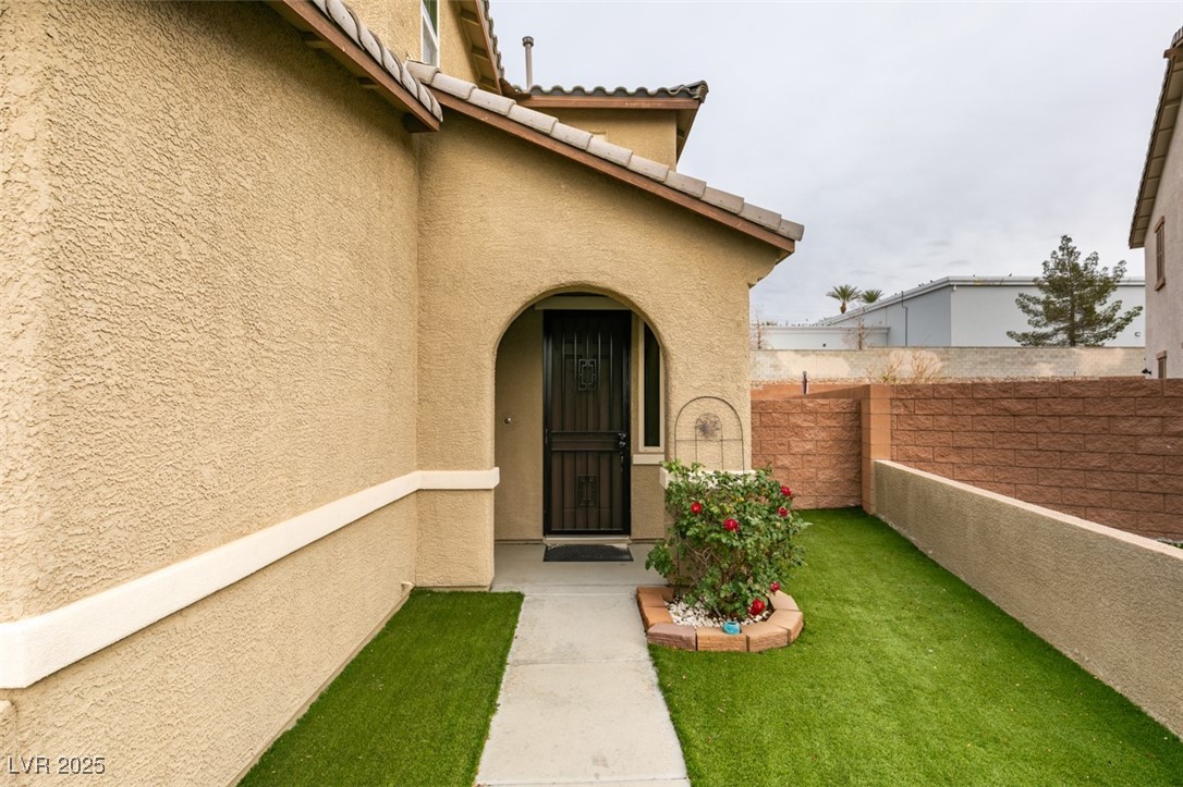 230 Sweet Spot Street Henderson, NV 89074 - Photo 3 of 38