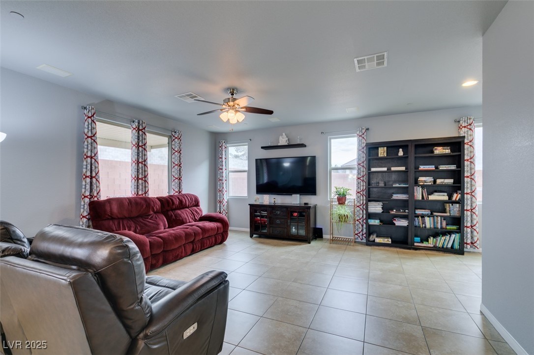 230 Sweet Spot Street Henderson, NV 89074 - Photo 8 of 38