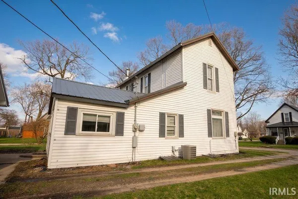 $172,000 | 1002 Franklin Avenue, Rochester, IN 46975