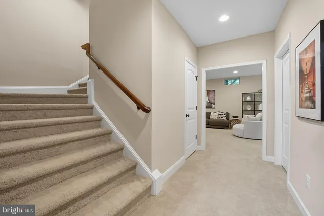 $1,275,000 | 100 Heglar Oaks Court, Herndon, VA 20170