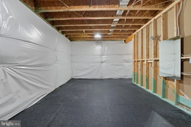 $1,275,000 | 100 Heglar Oaks Court, Herndon, VA 20170