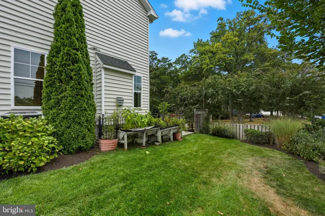 $1,275,000 | 100 Heglar Oaks Court, Herndon, VA 20170