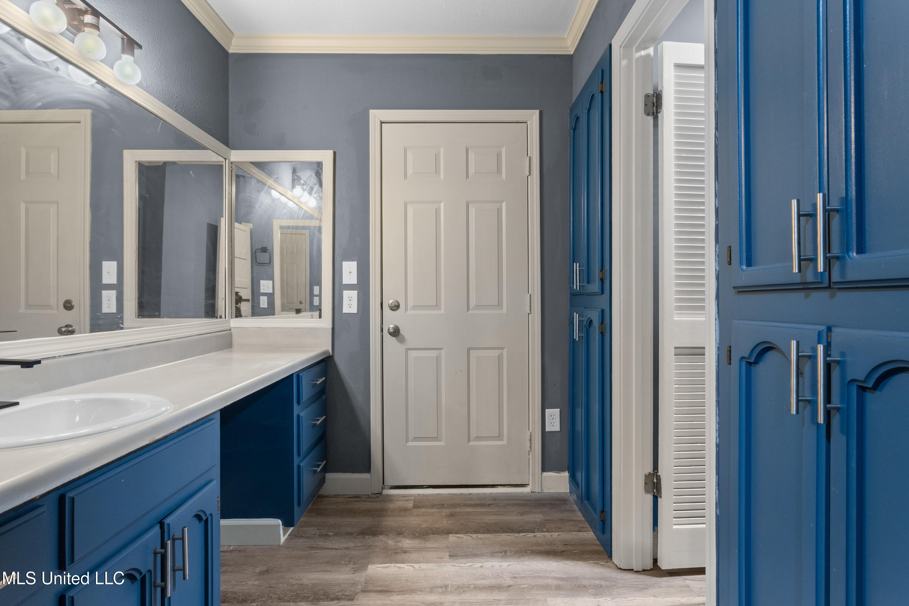 4418 Welch Avenue Moss Point, MS 39563 - Photo 26 of 47 Ensuite Bath