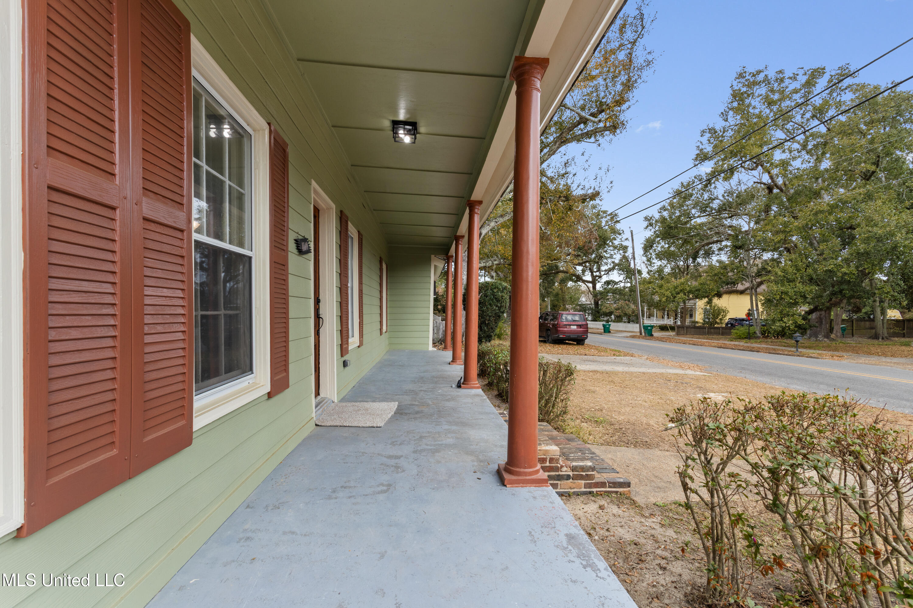 4418 Welch Avenue Moss Point, MS 39563 - Photo 3 of 47 Porch