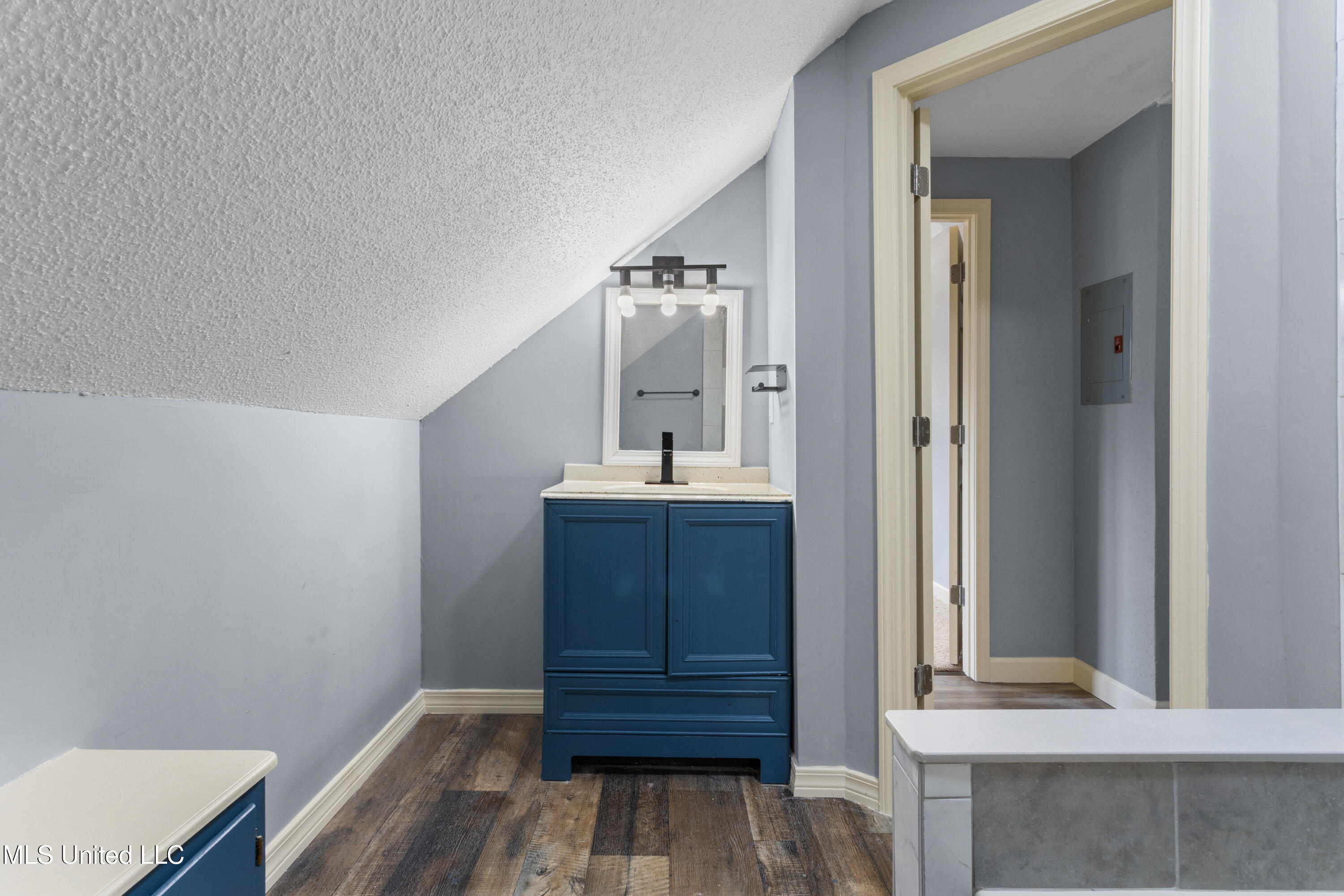 4418 Welch Avenue Moss Point, MS 39563 - Photo 40 of 47 full bath 3