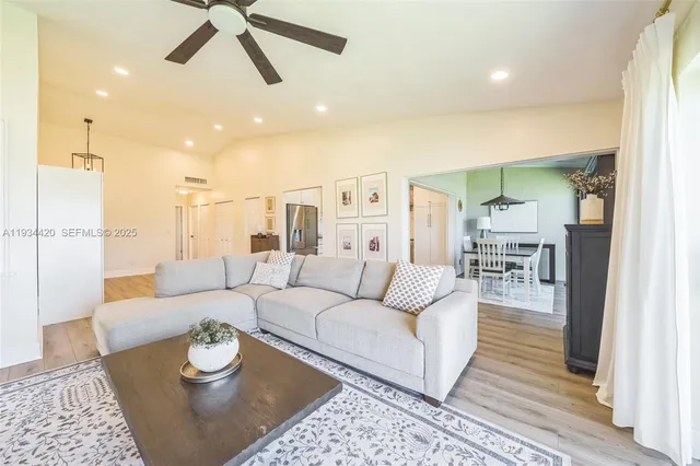 $2,750 | 3207 South Lakeview Circle, Unit 6205, Fort Pierce, FL 34949