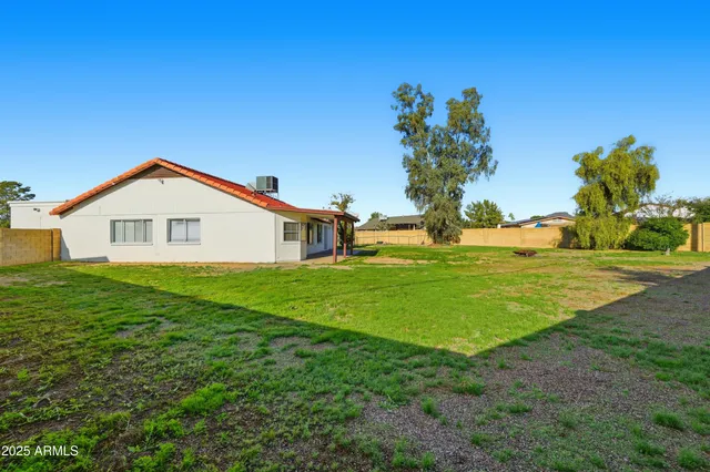 $2,500 | 17853 North 43rd Drive, Glendale, AZ 85308