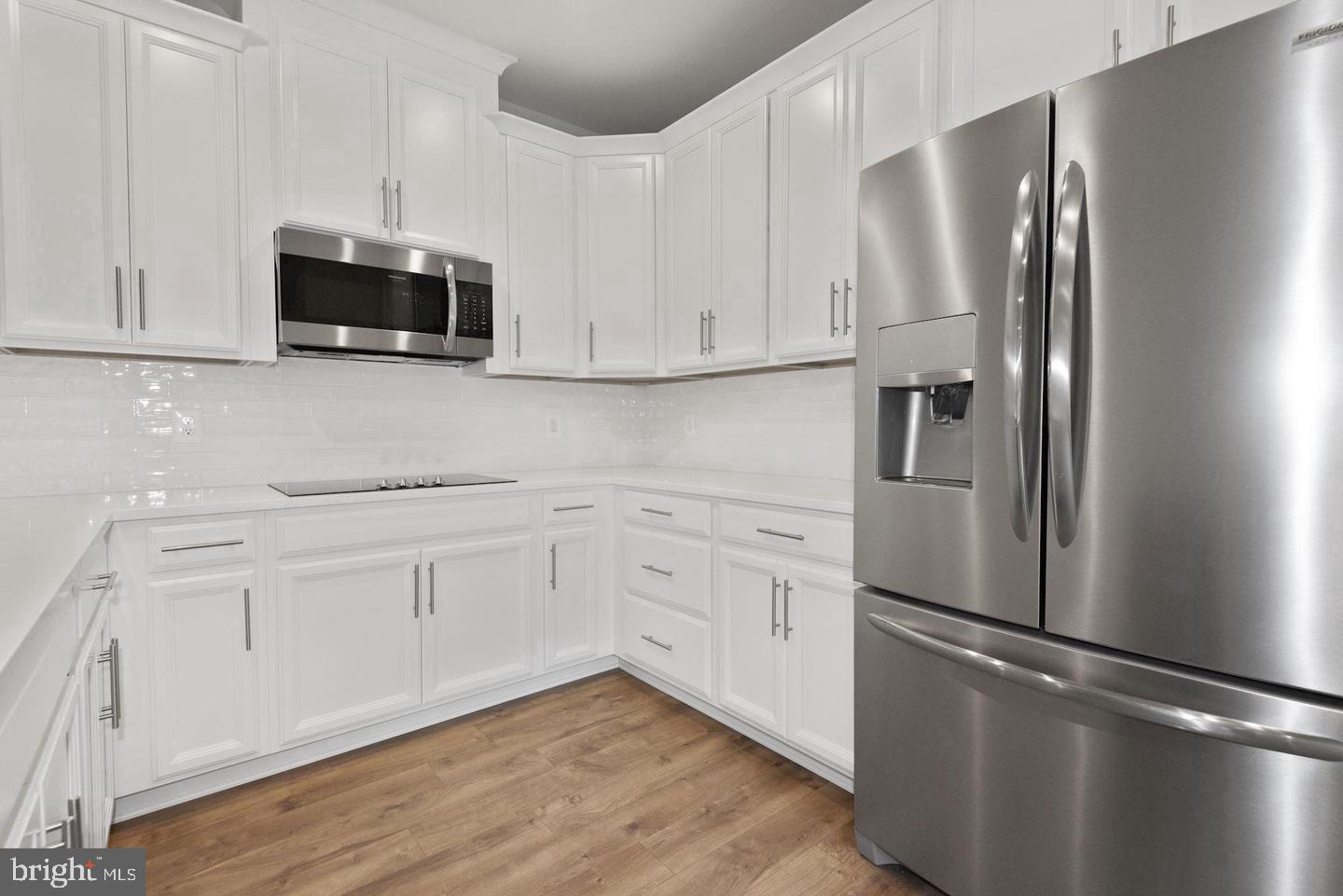 1626 Bandit Loop Reston, VA 20190 - Photo 12 of 38 Gallery Image 12