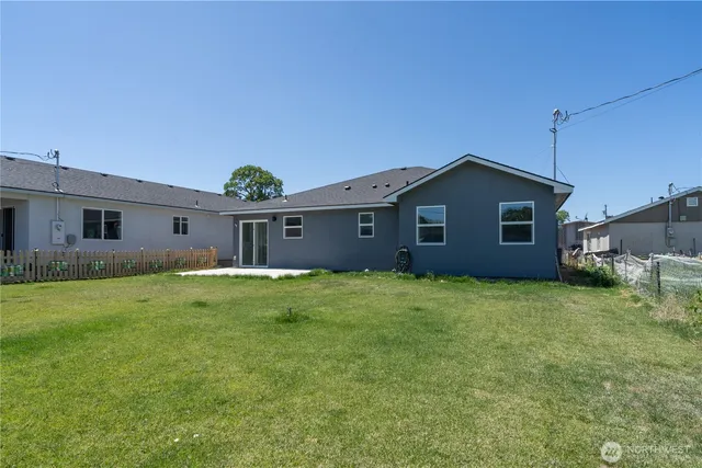 $286,000 | 316 South Main Avenue, Warden, WA 98857