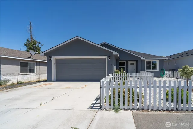 $286,000 | 316 South Main Avenue, Warden, WA 98857