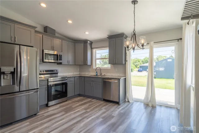 $286,000 | 316 South Main Avenue, Warden, WA 98857