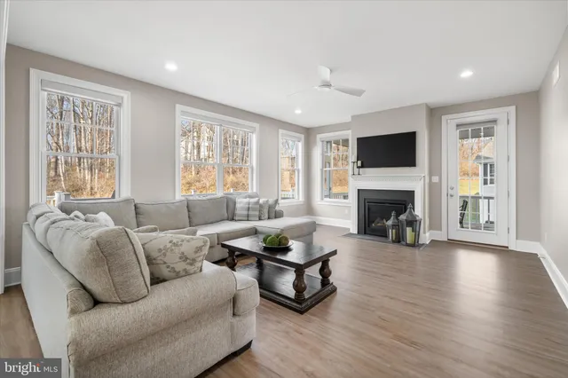 $945,900 | 211 Daylesford Court, Kennett Square, PA 19348