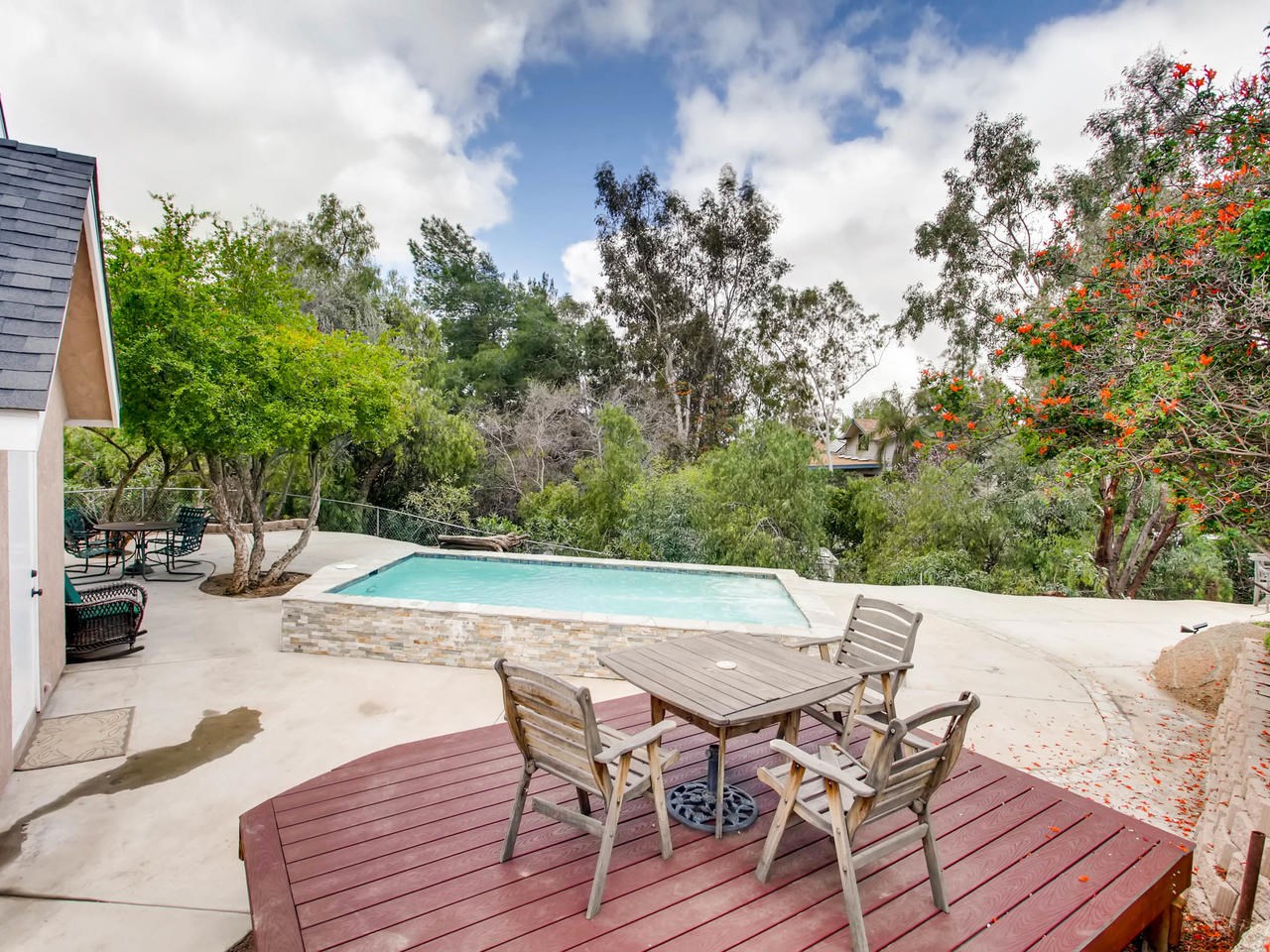 740 Coyote Road Alpine, CA 91901 - Photo 21 of 24 Wading pool with sun deck.