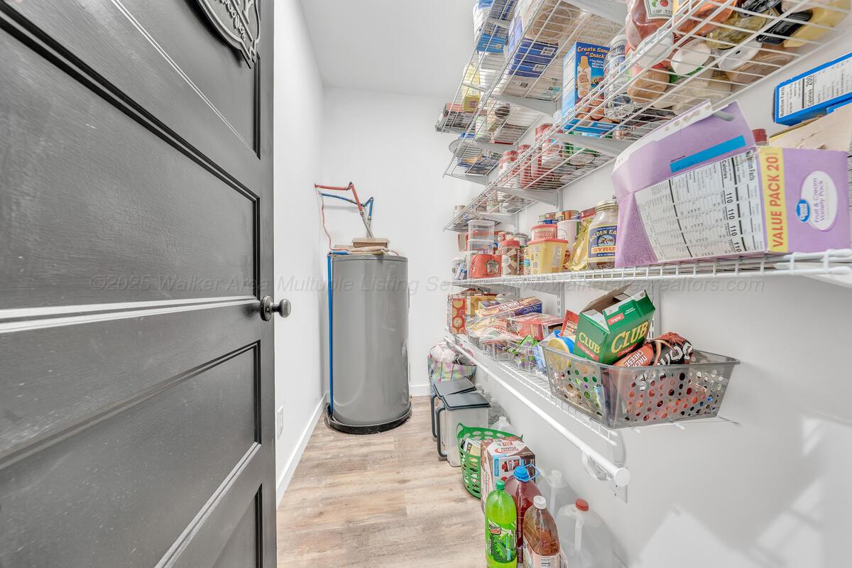 1944 Radiant City Road Nauvoo, AL 35578 - Photo 28 of 45 Pantry