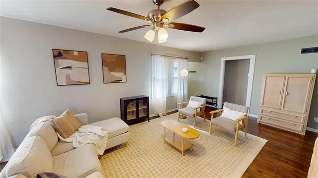 $319,900 | 600 West 101st Terrace, Kansas City, MO 64114