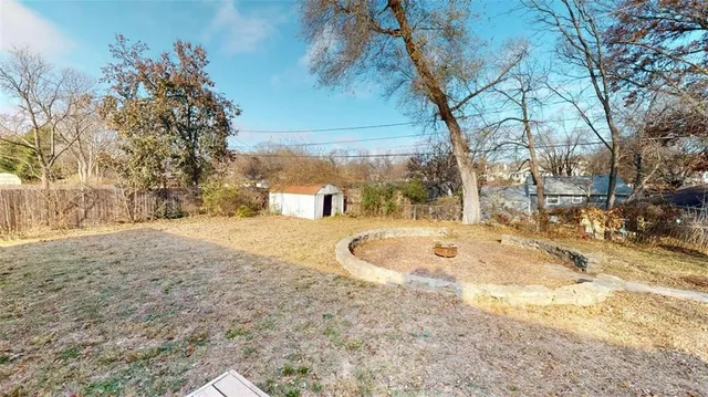 $319,900 | 600 West 101st Terrace, Kansas City, MO 64114