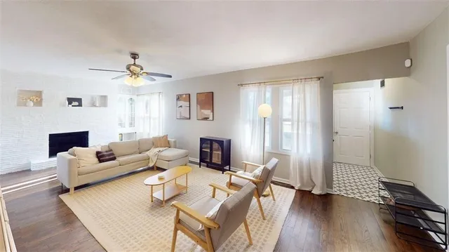 $319,900 | 600 West 101st Terrace, Kansas City, MO 64114