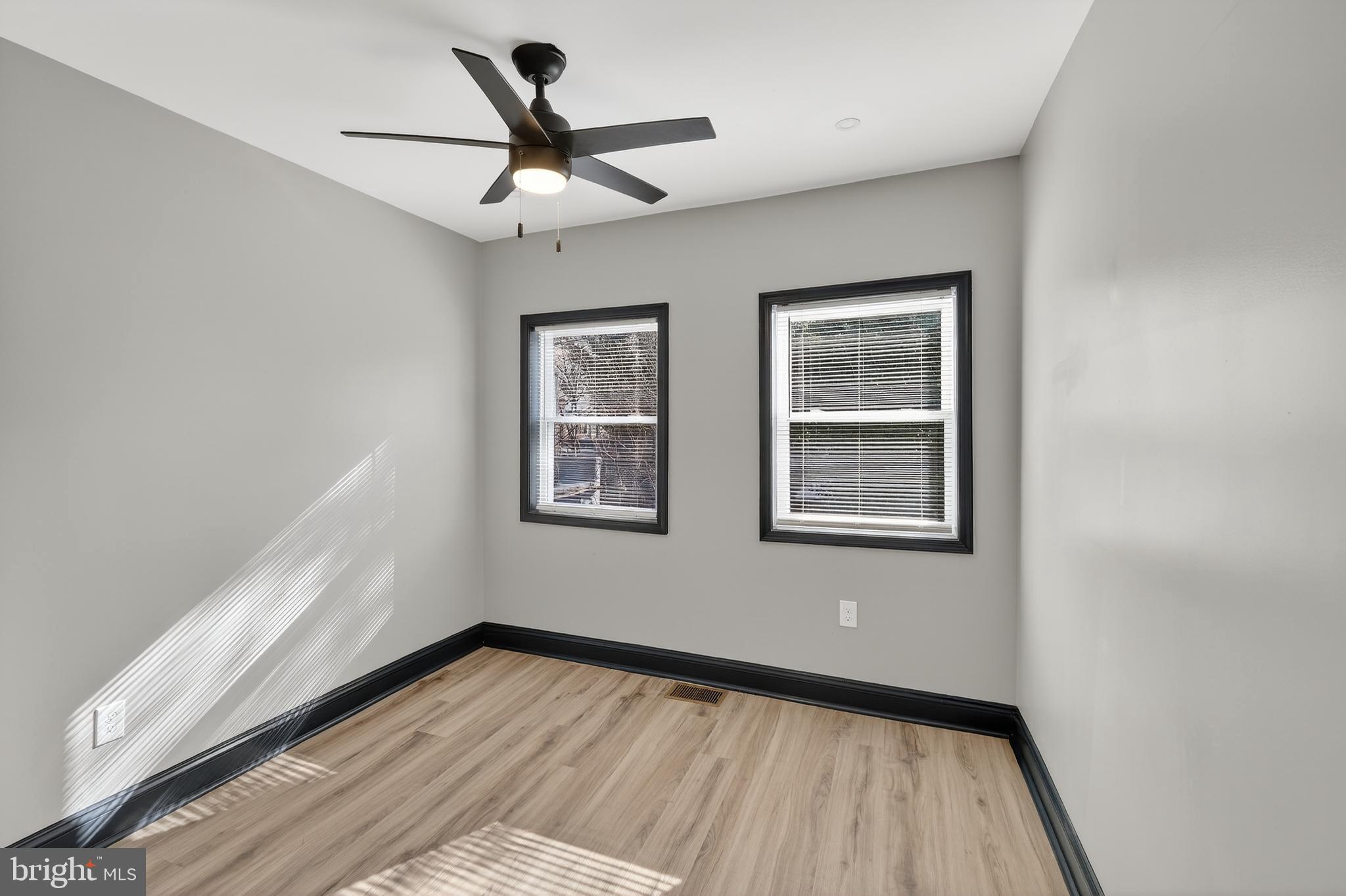 3807 Old York Road Baltimore, MD 21218 - Photo 15 of 34