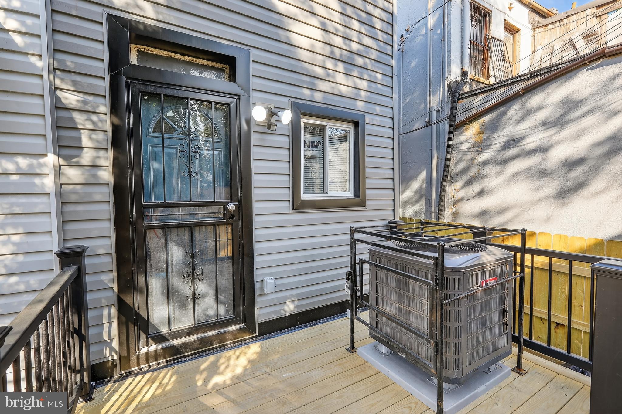3807 Old York Road Baltimore, MD 21218 - Photo 33 of 34