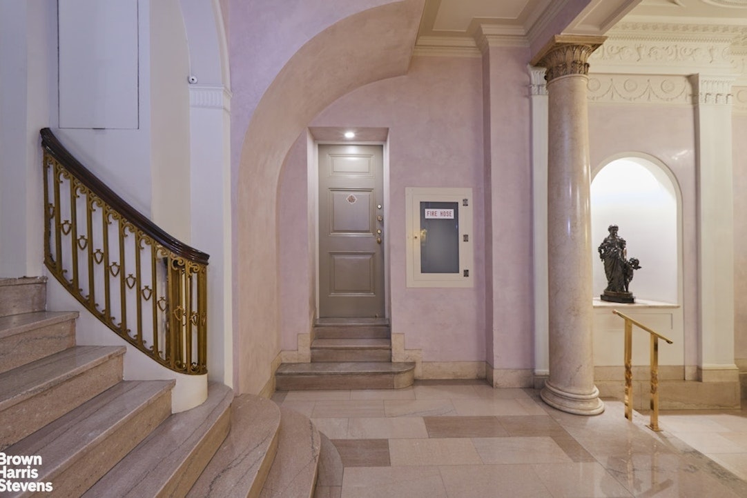 907 5th Avenue, Unit MAIS Manhattan, NY 10021 - Photo 18 of 23