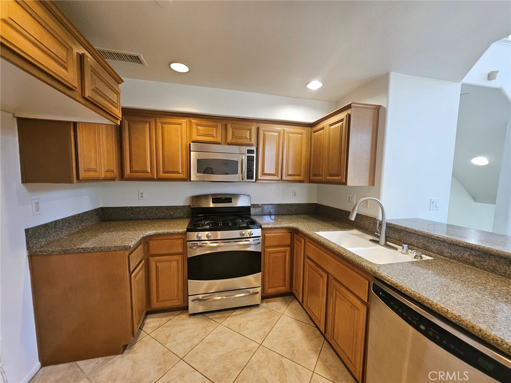 3874 Polk Street, Unit F Riverside, CA 92505 - Photo 11 of 23 Spacious kitchen