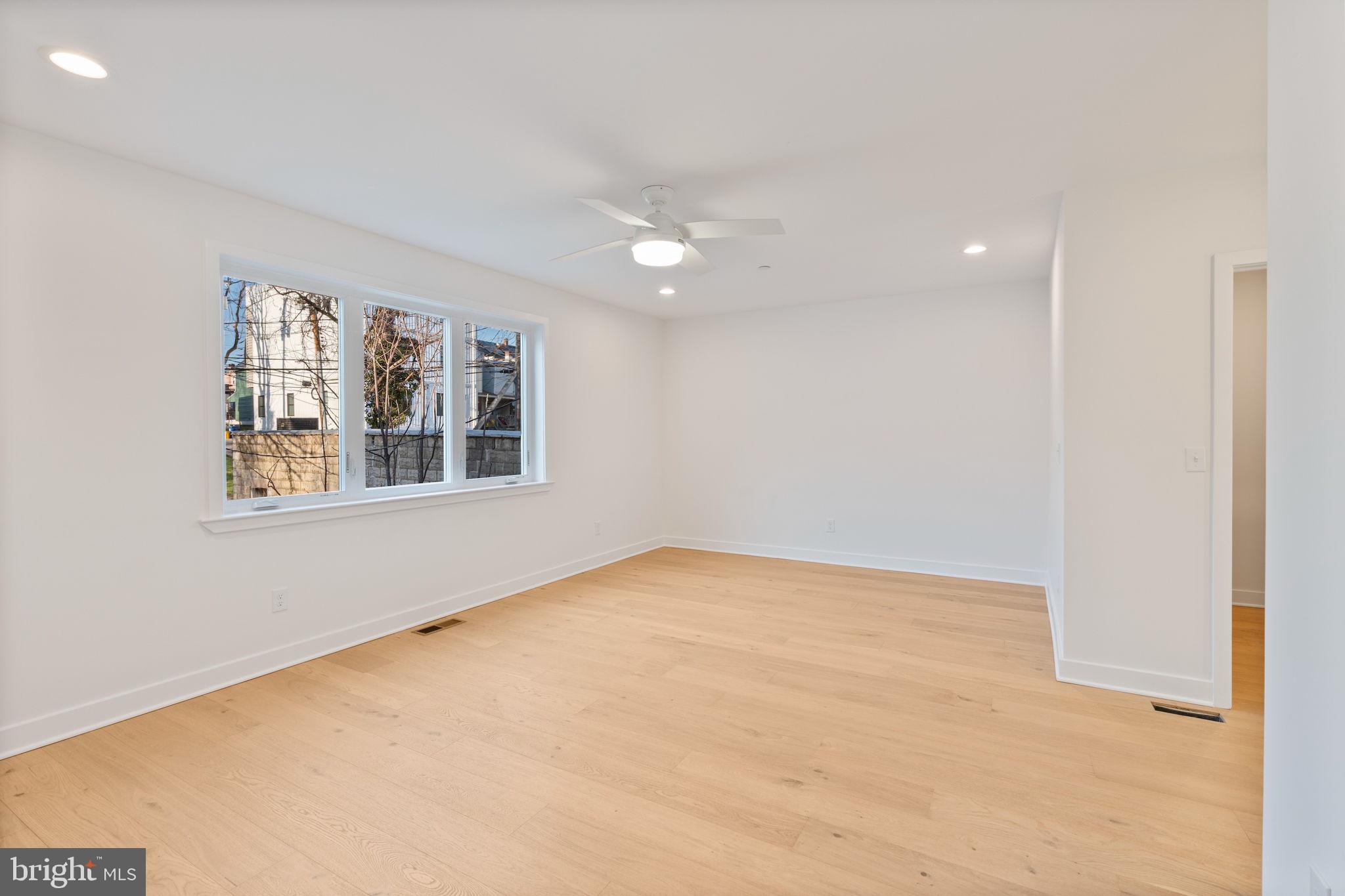 1212 Union Avenue Baltimore, MD 21211 - Photo 7 of 54