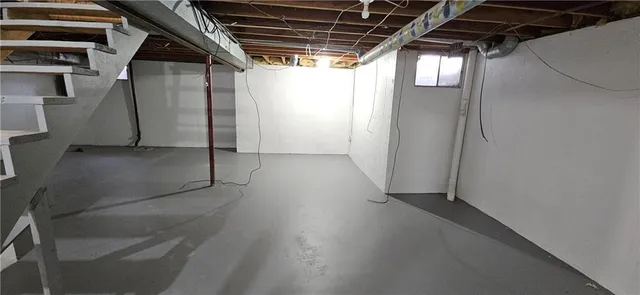 $325,000 | 11838 Oakmont Street, Overland Park, KS 66210