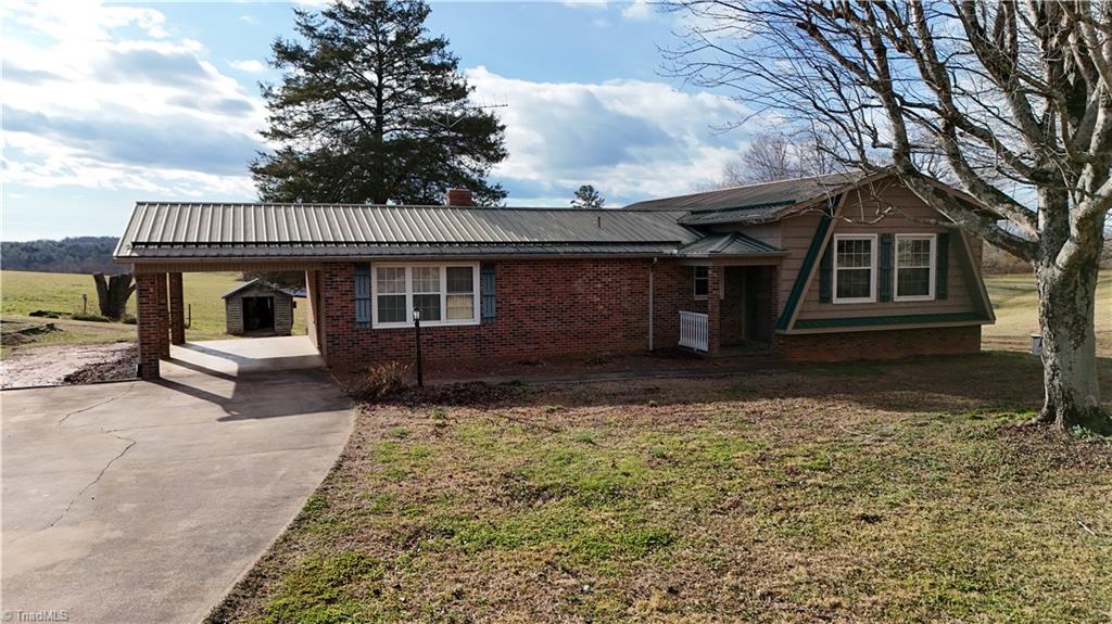 12544 Traphill Road Traphill, NC 28685 - Photo 4 of 50