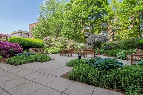 $759,000 | 931 Massachusetts Avenue, Unit 902, Cambridge, MA 02139