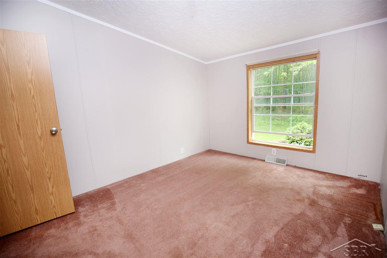 4096 West Saginaw Road Coleman, MI 48618 - Photo 23 of 41 50012948-22.JPG