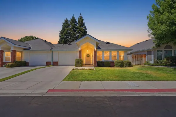 $415,000 | 1646 East Morningstar Lane, Fresno, CA 93720
